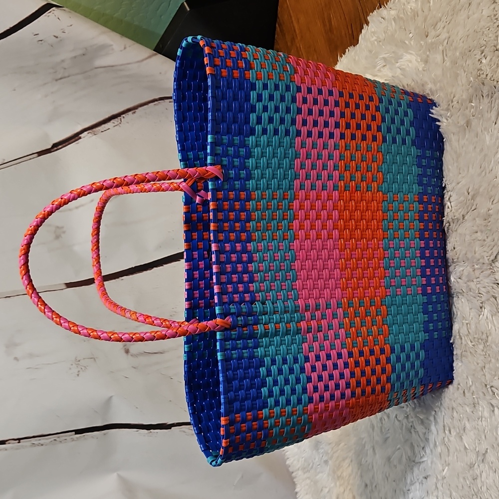 The Native Multicolor Woven Tote Bag Purse Handbag, Vibrant Colors‎ - Picture 4 of 12